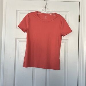 4/$20 GAP Women's Pink Short Sleeve Tee